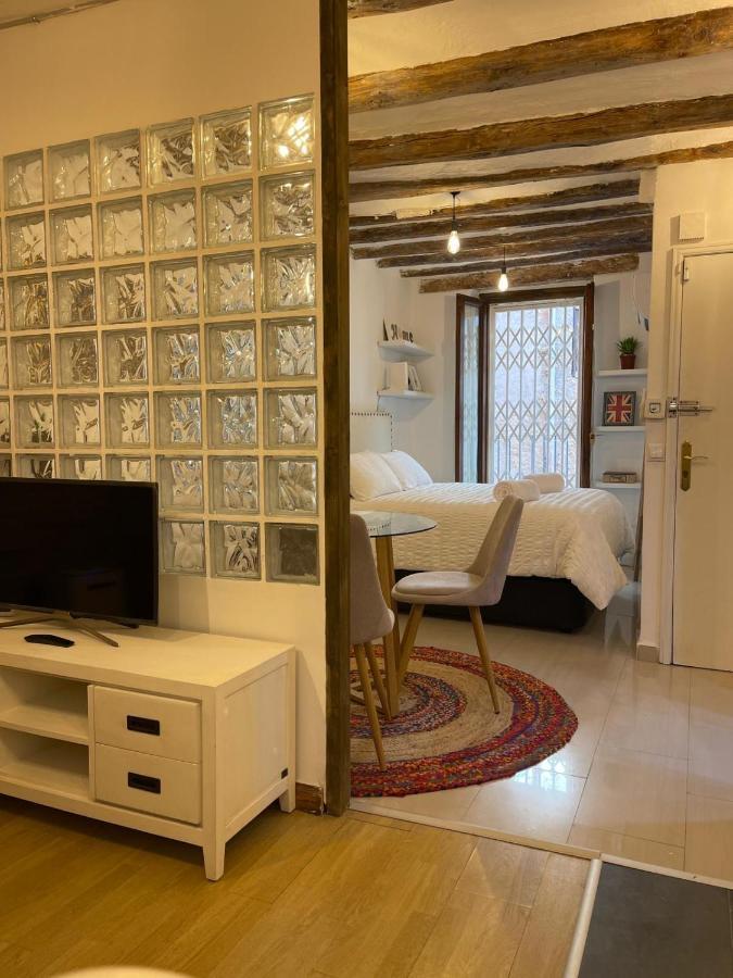 La Curiosa Del Casc Antic Apartamento Tarragona Exterior foto